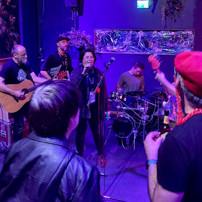 Band mit Publikum